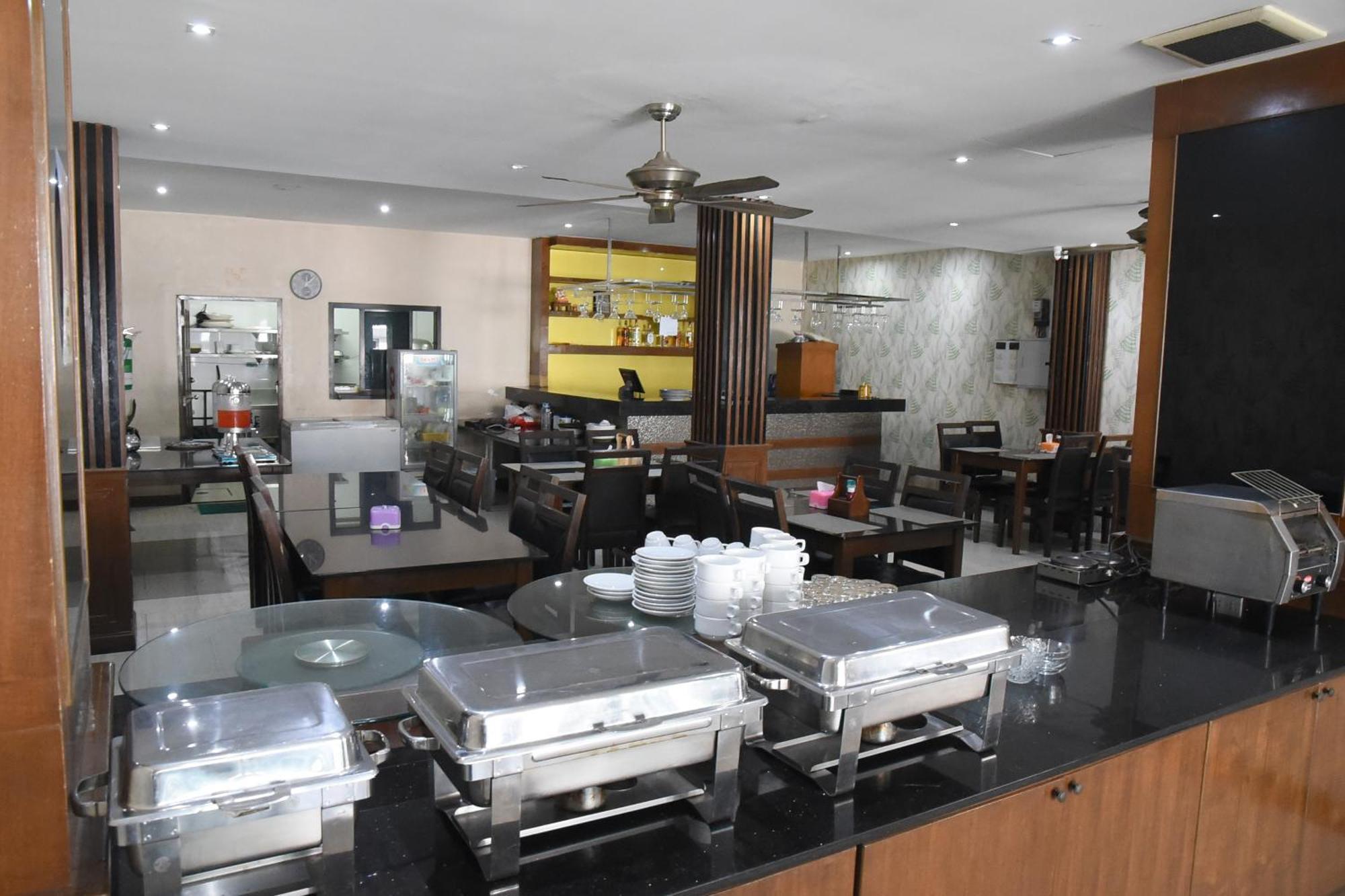 The Base Inn Pattaya ภายนอก รูปภาพ