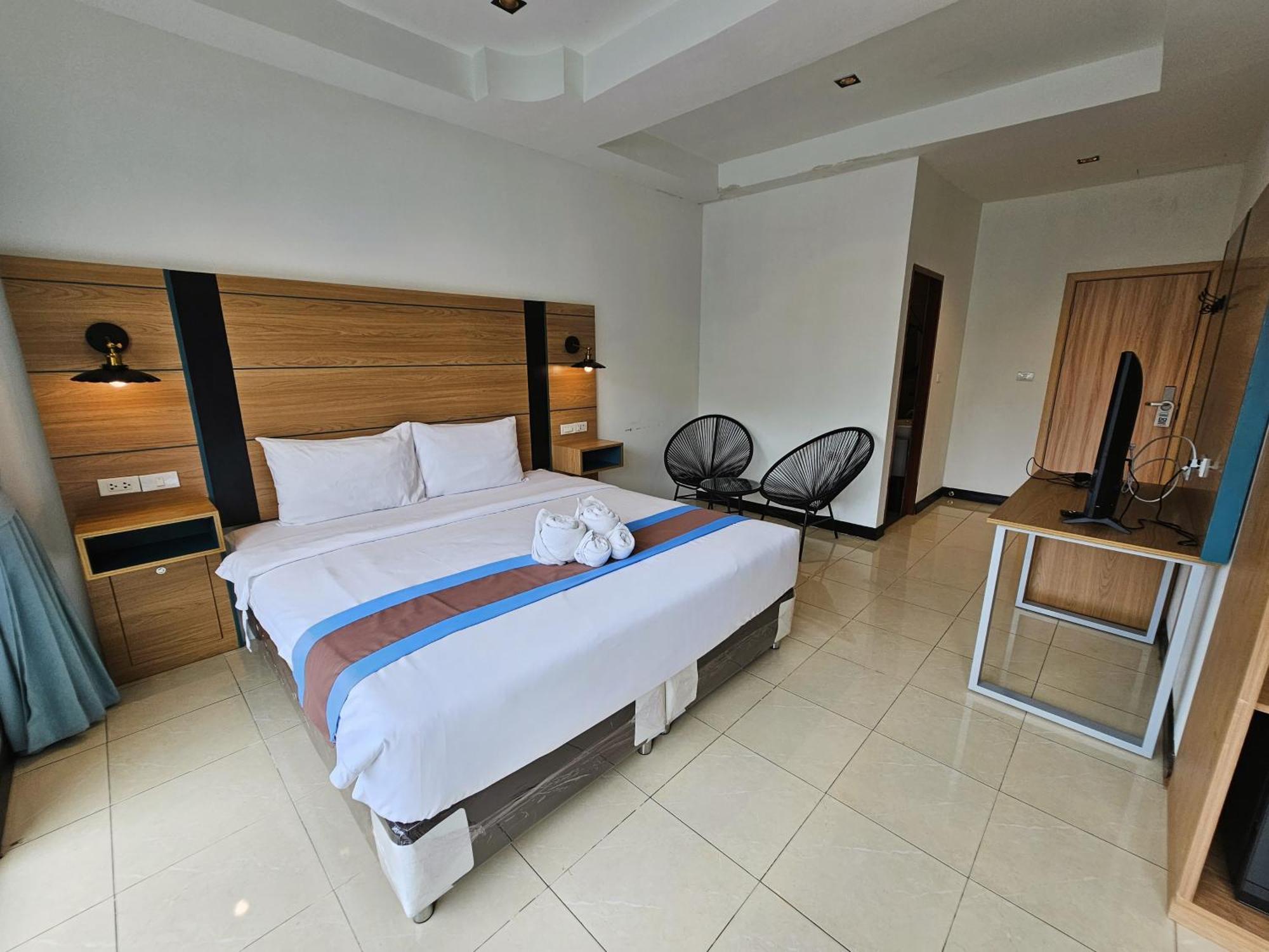 The Base Inn Pattaya ภายนอก รูปภาพ